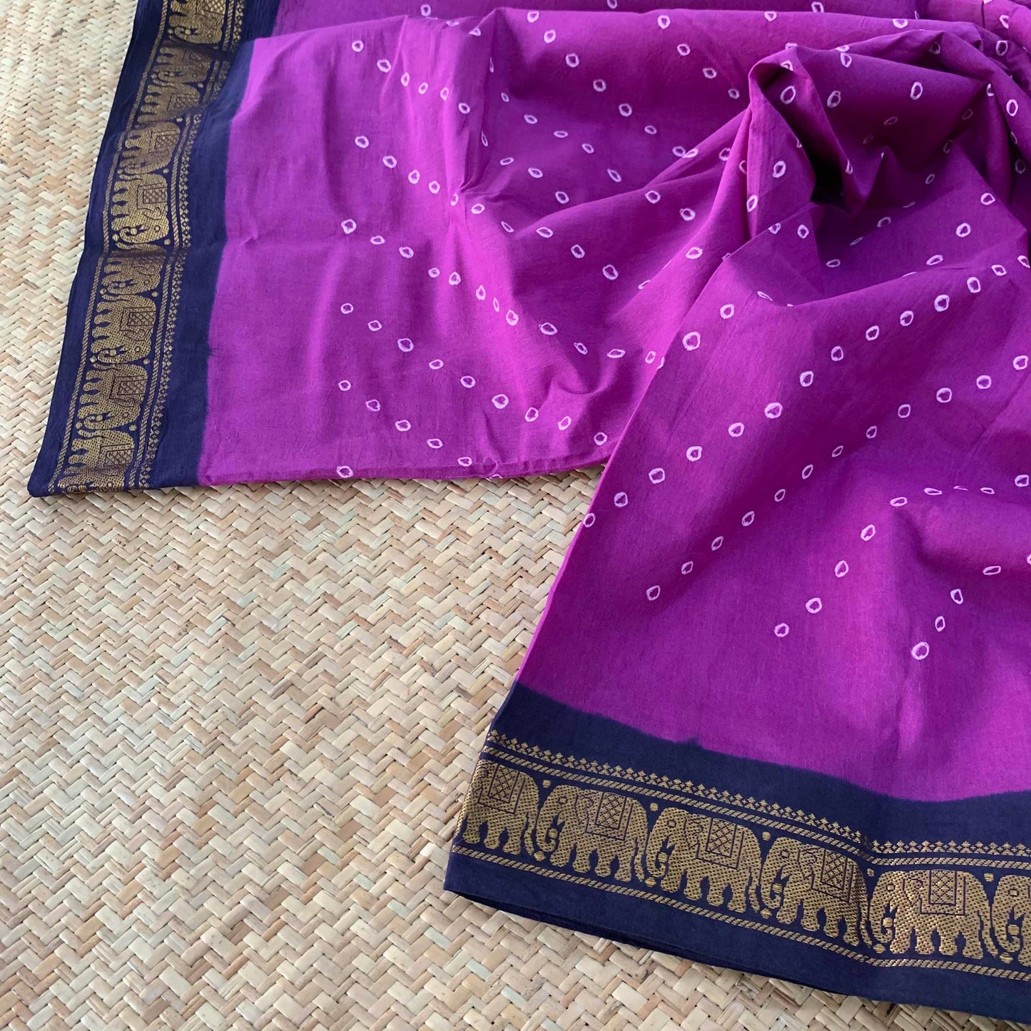 Purple Saree With Blue Border, Hand knotted Sungudi On a Yannai Border Cotton saree, Kaikattu Sungadi