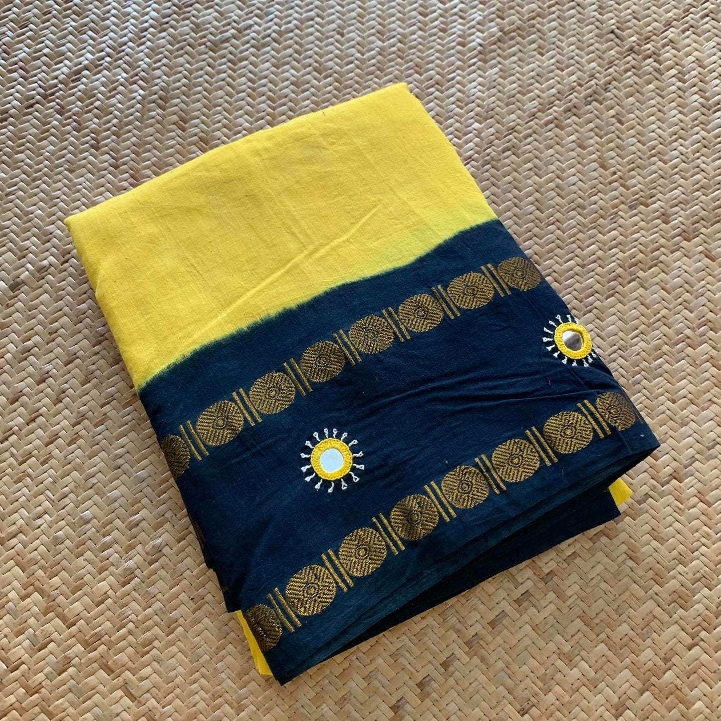 Sungudi Saree with multi colour thread Lambamdi embroidery