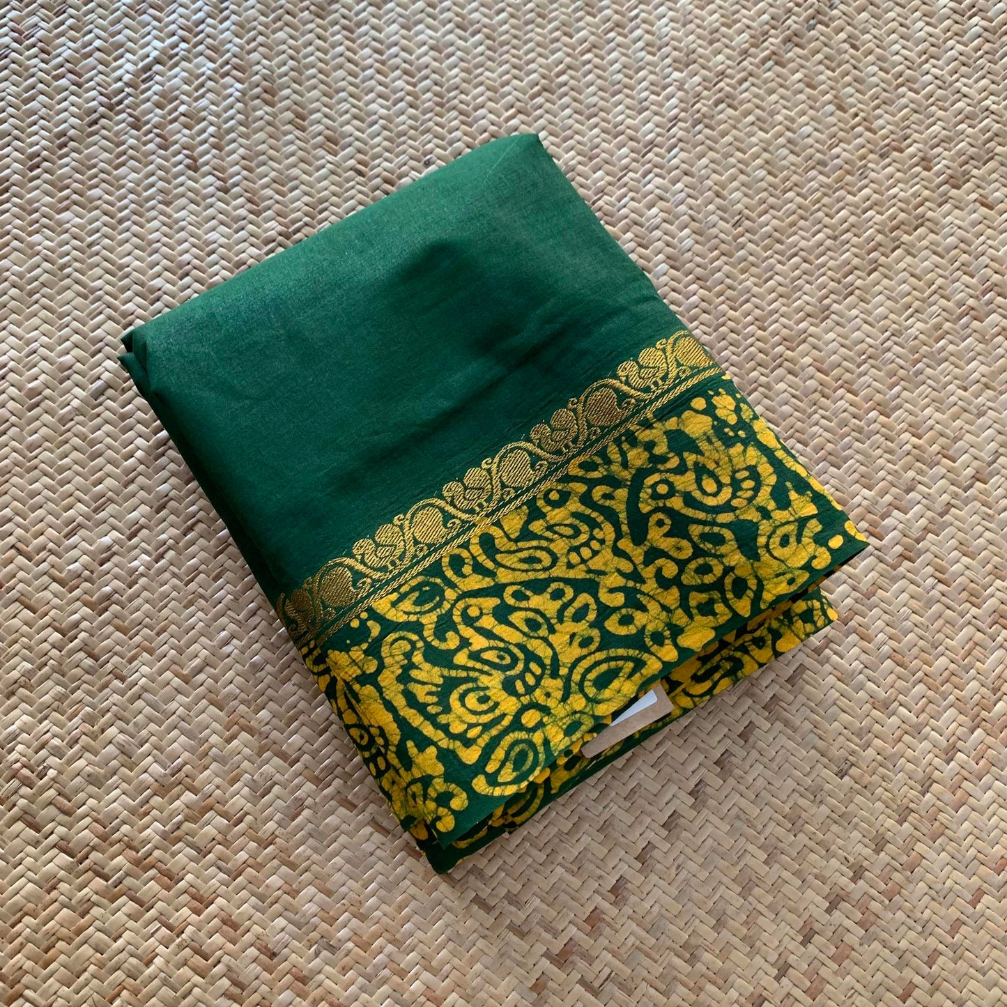 Wax Print Sungudi Saree, Green