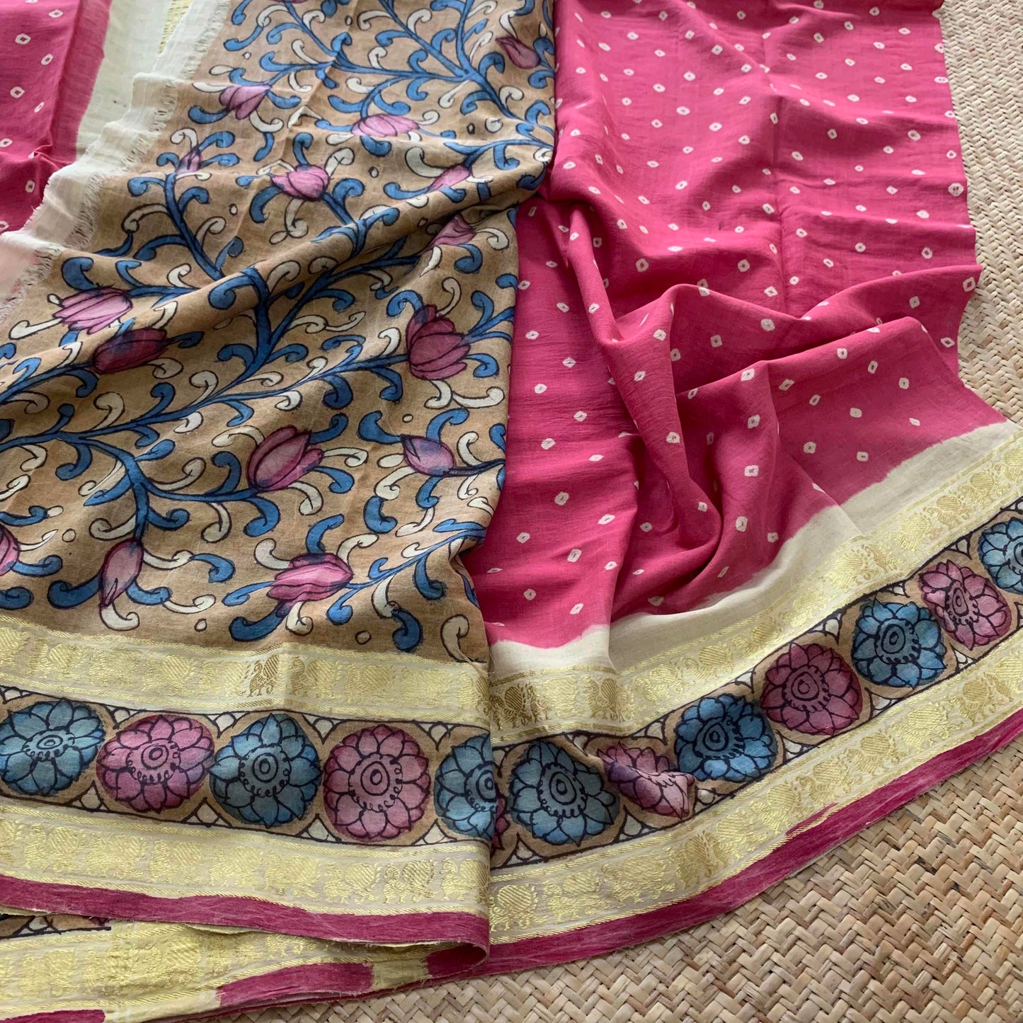 Pink Beige Kaikattu Sungudi Saree With Kalamkari Border, Pallu And Blouse Piece On a Hand woven Cotton saree, Kaikattu Sungadi