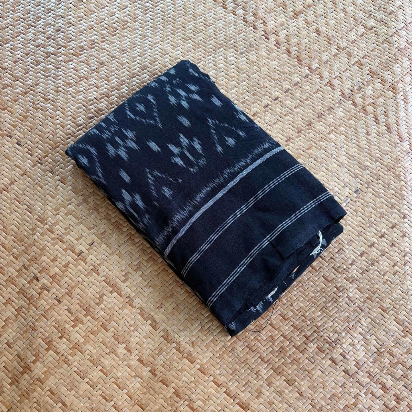 Black, Pochambally Ikkat Hand Woven Cotton Saree