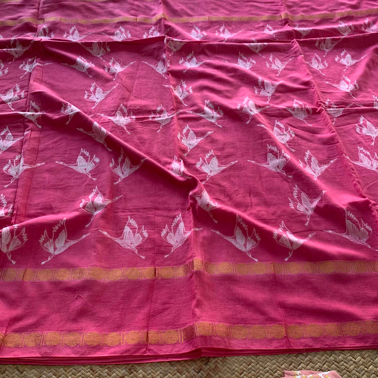 Fly High - Pink, Hand Crafted Shibori Sungudi Cotton Saree