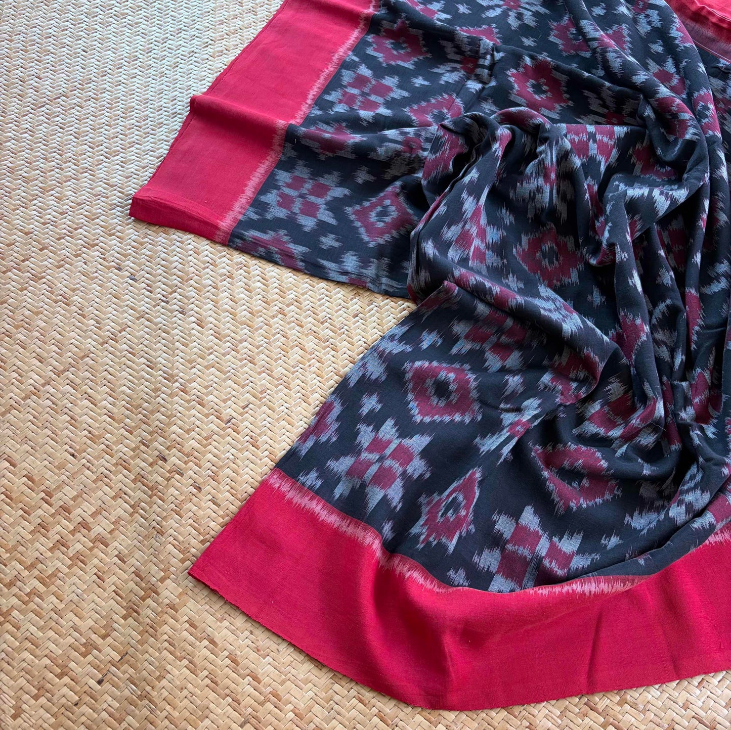 Black, Pochambally Ikkat Hand Woven Cotton Saree