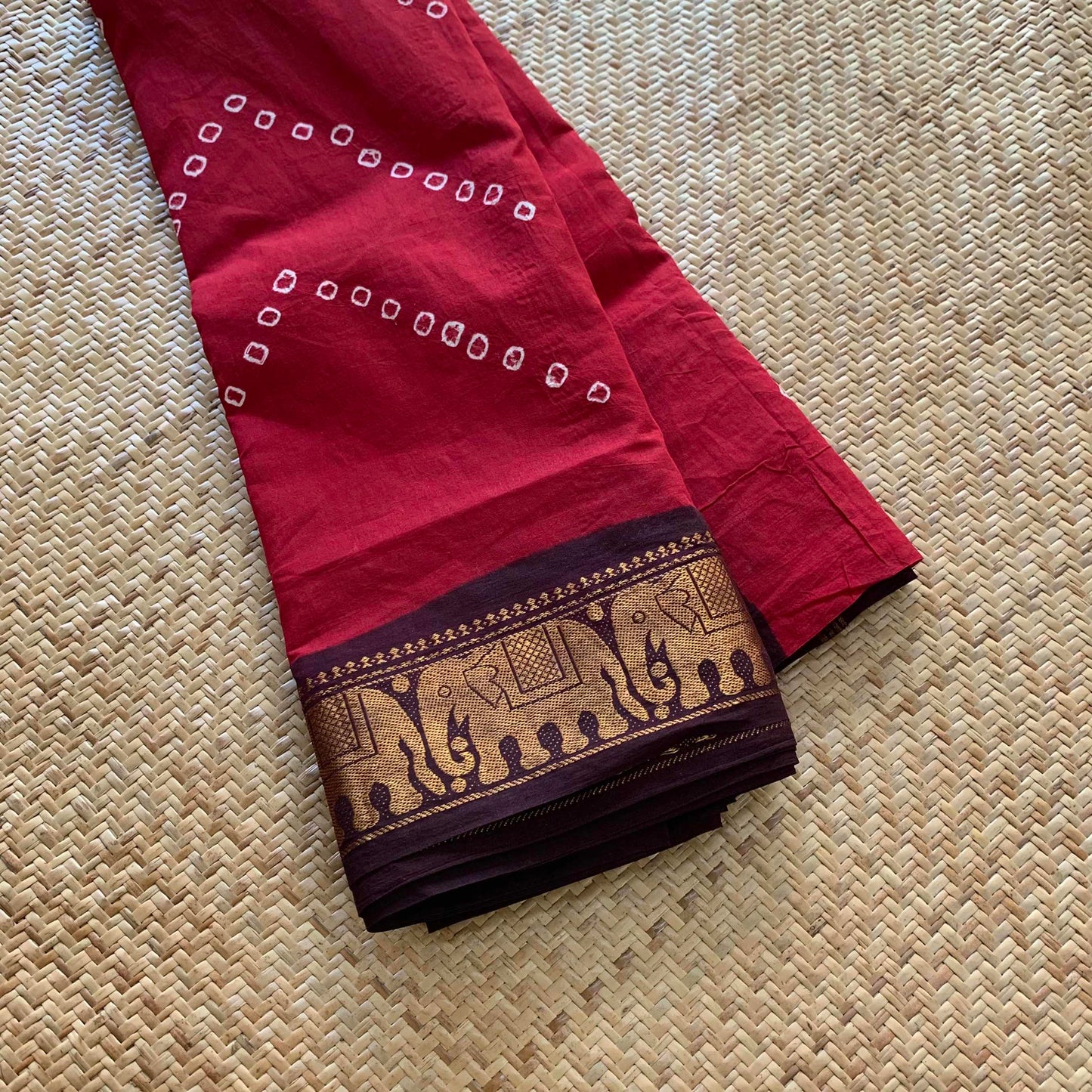 Red And Brown, Hand knotted Sungudi , Kaikattu Cotton Sungadi