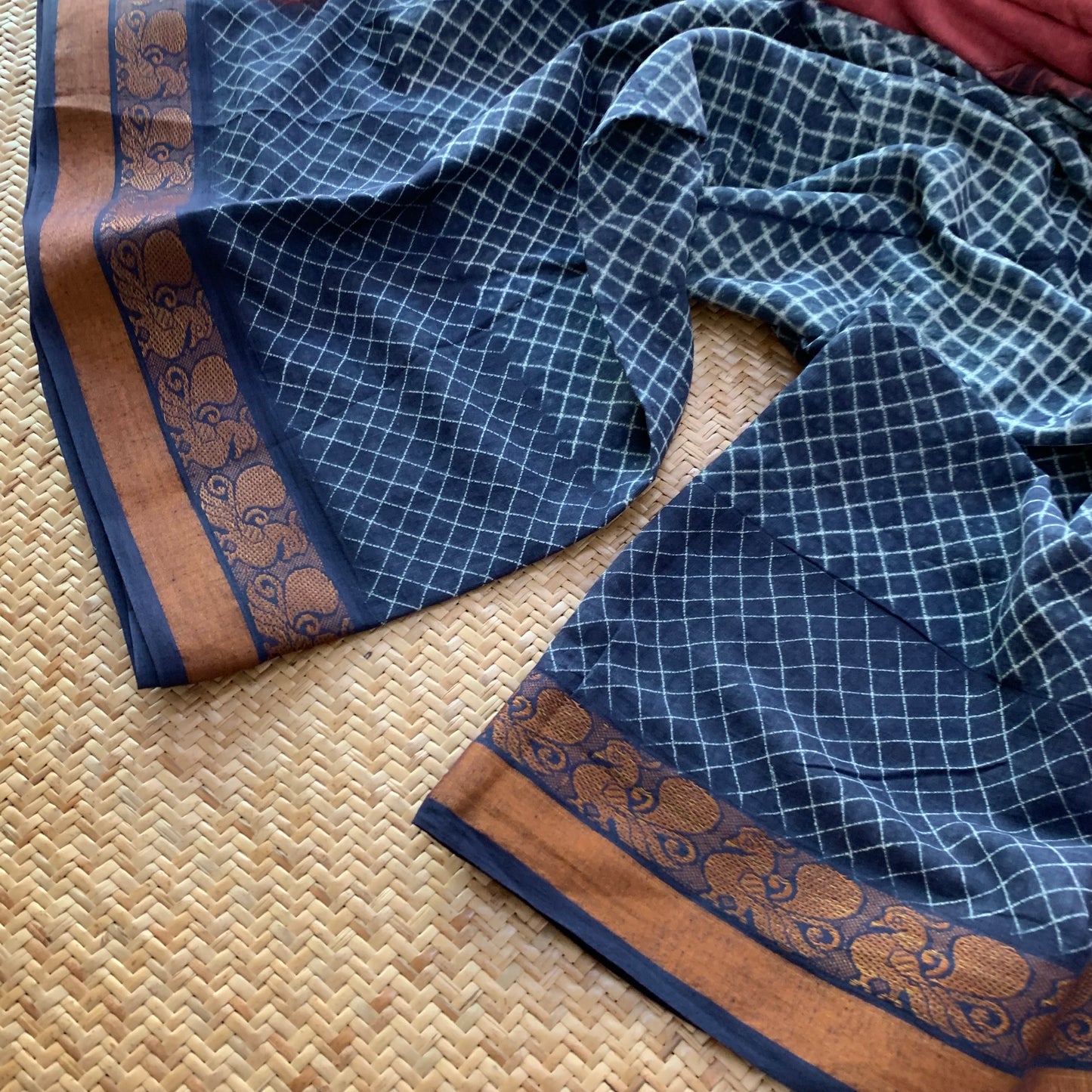 Blue with Salmon, Shibori Sungudi Cotton Saree