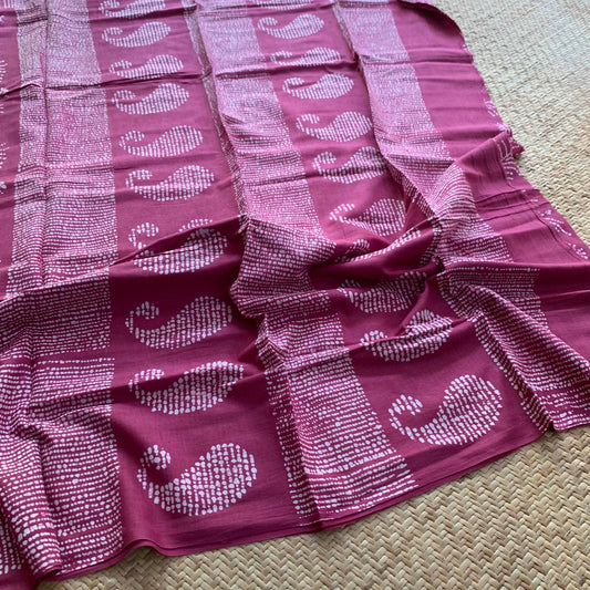 Mauve Hand Crafted wax print Sungudi Mul Mul Cotton Saree