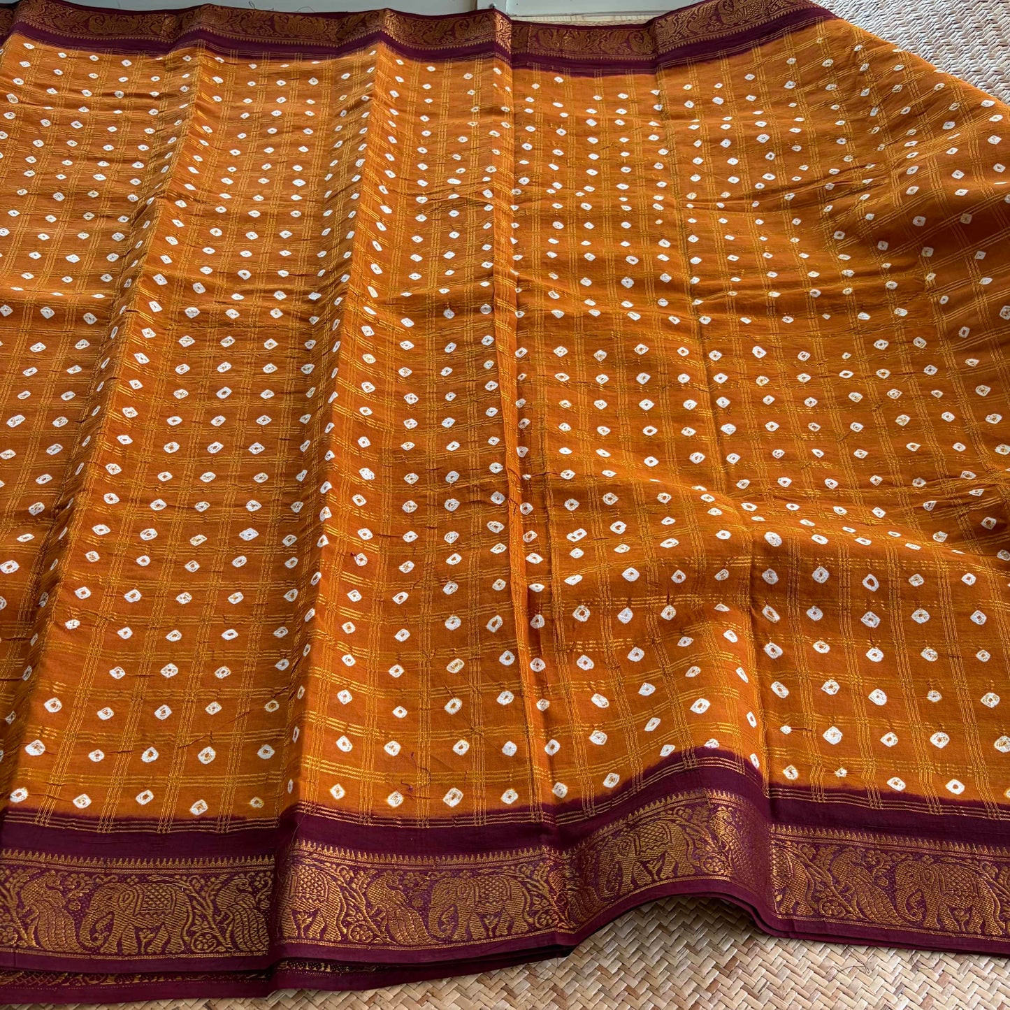 Mustard Saree With Brown Border, Hand knotted Sungudi On Cotton saree, Kaikattu Sungudi