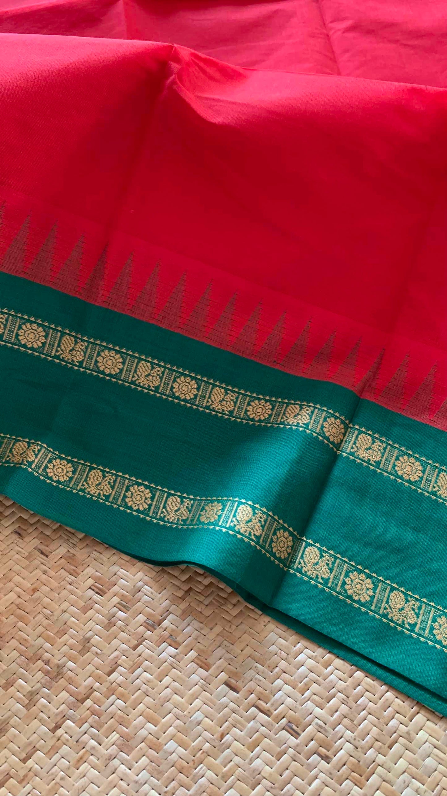 Chettinad Cotton Saree, Red Saree with Korvai Border