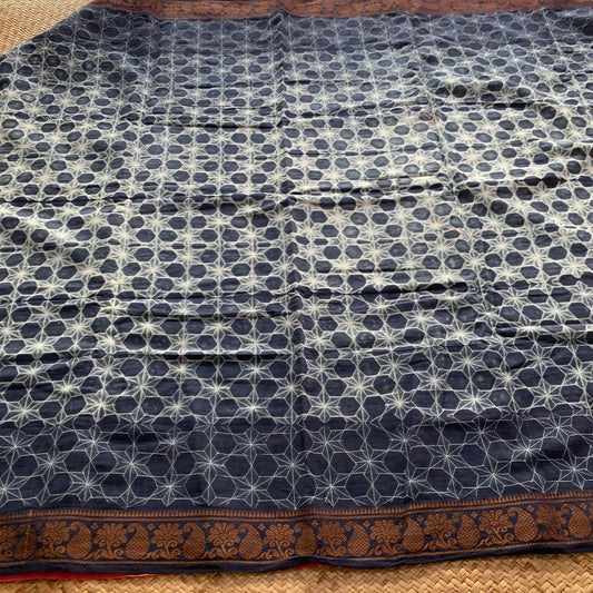 Grey with Salmon Pink, Hand Crafted Nui Shibori Sungudi Cotton Saree