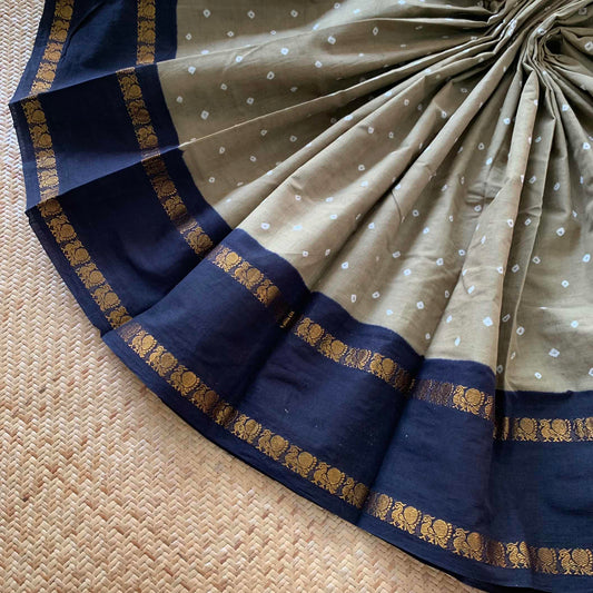 Cement Grey Saree With Navy Border, Hand knotted Sungudi On a Rudraksham Border Cotton saree, Kaikattu Sungudi