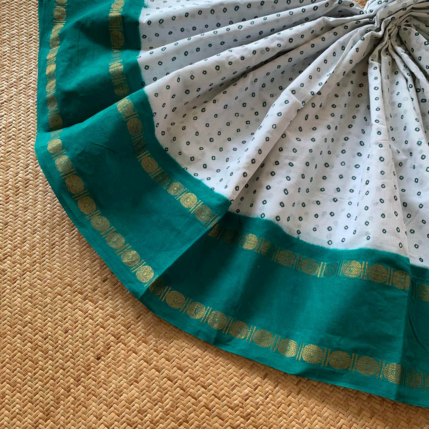 Rama Green Rudraksham Border With Block Print, Sungudi Saree
