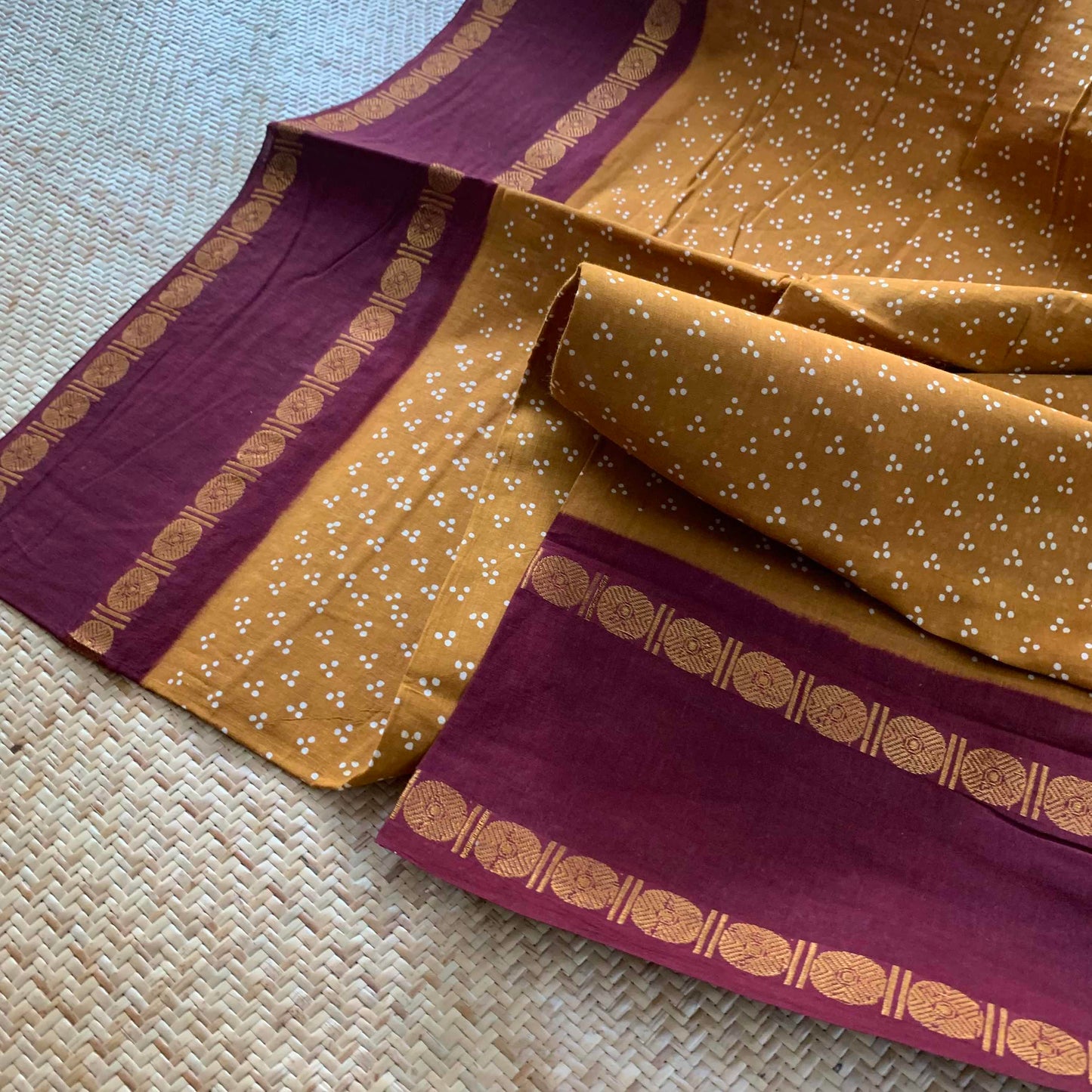 Mustard With White Wax Print, Rettai Pettu Sungudi Cotton Sarees