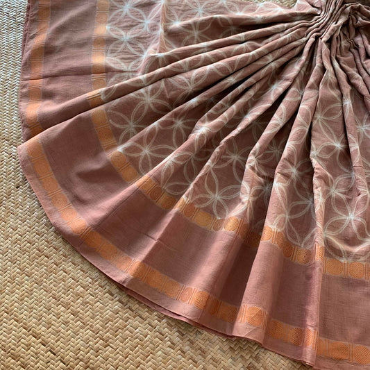 Four Petals- Warm Nude, Hand Crafted Shibori Sungudi Cotton Saree