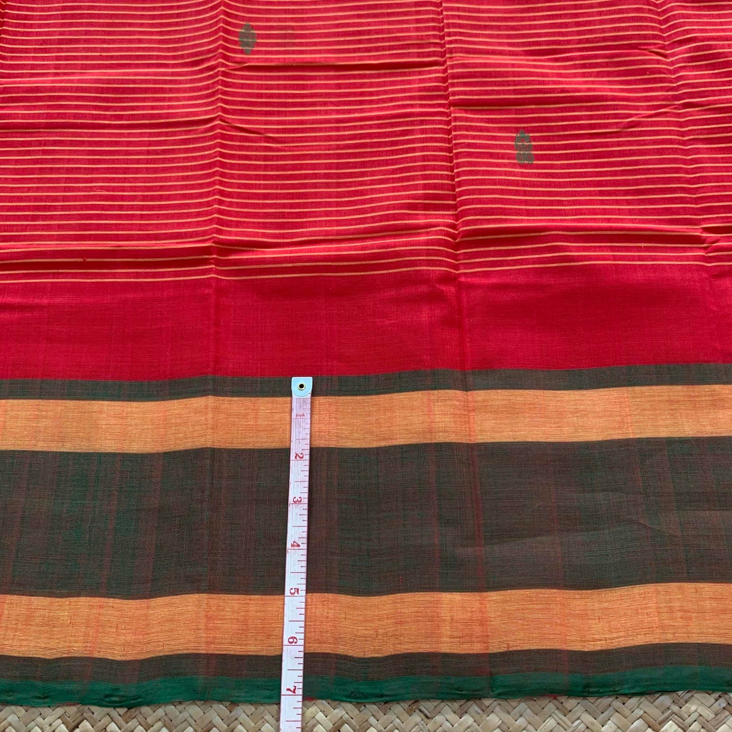 Arupukottai Handwoven Saree, Red