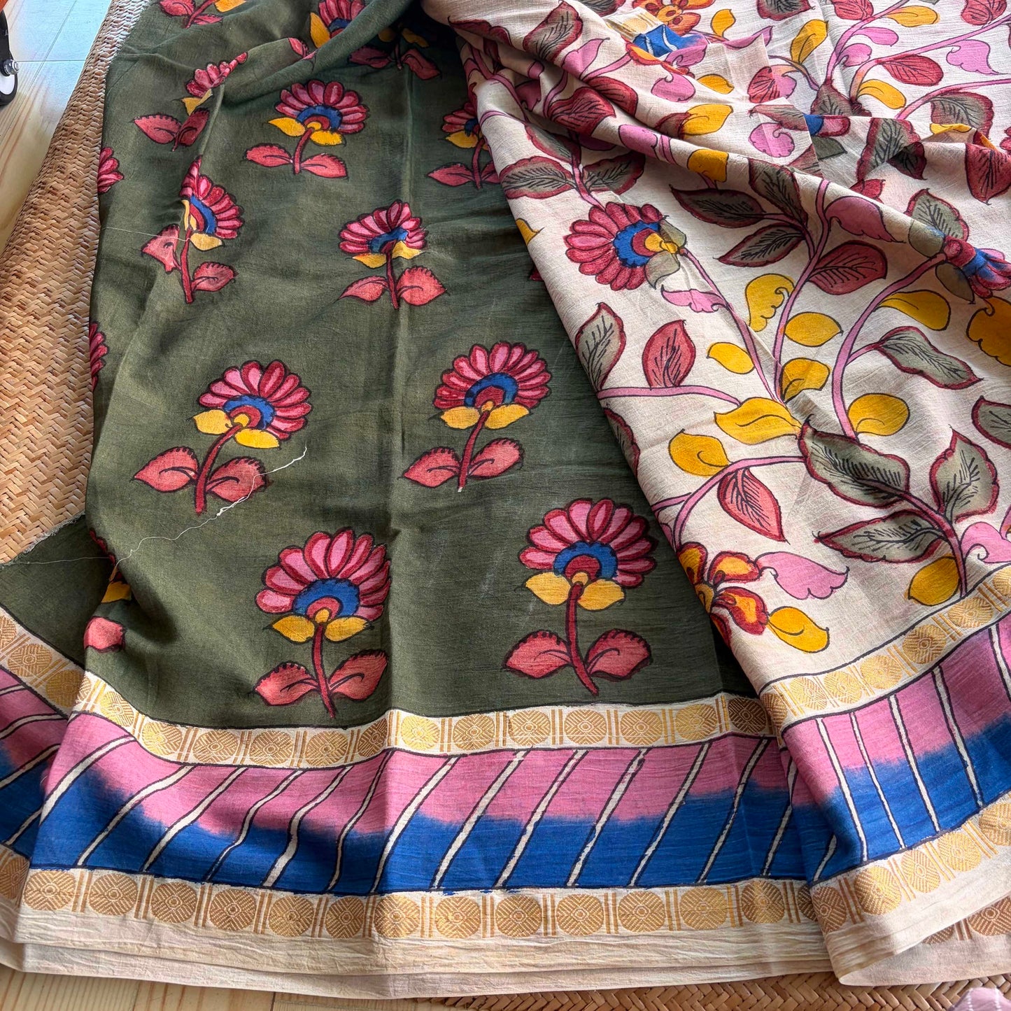 Cream Kalamkari Hand Painted on Cotton Sungudi Saree With Blouse