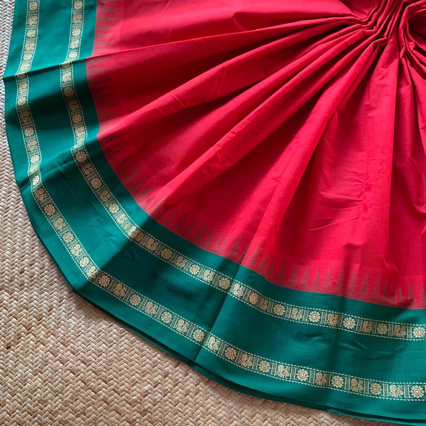 Chettinad Cotton Saree, Red Saree with Korvai Border
