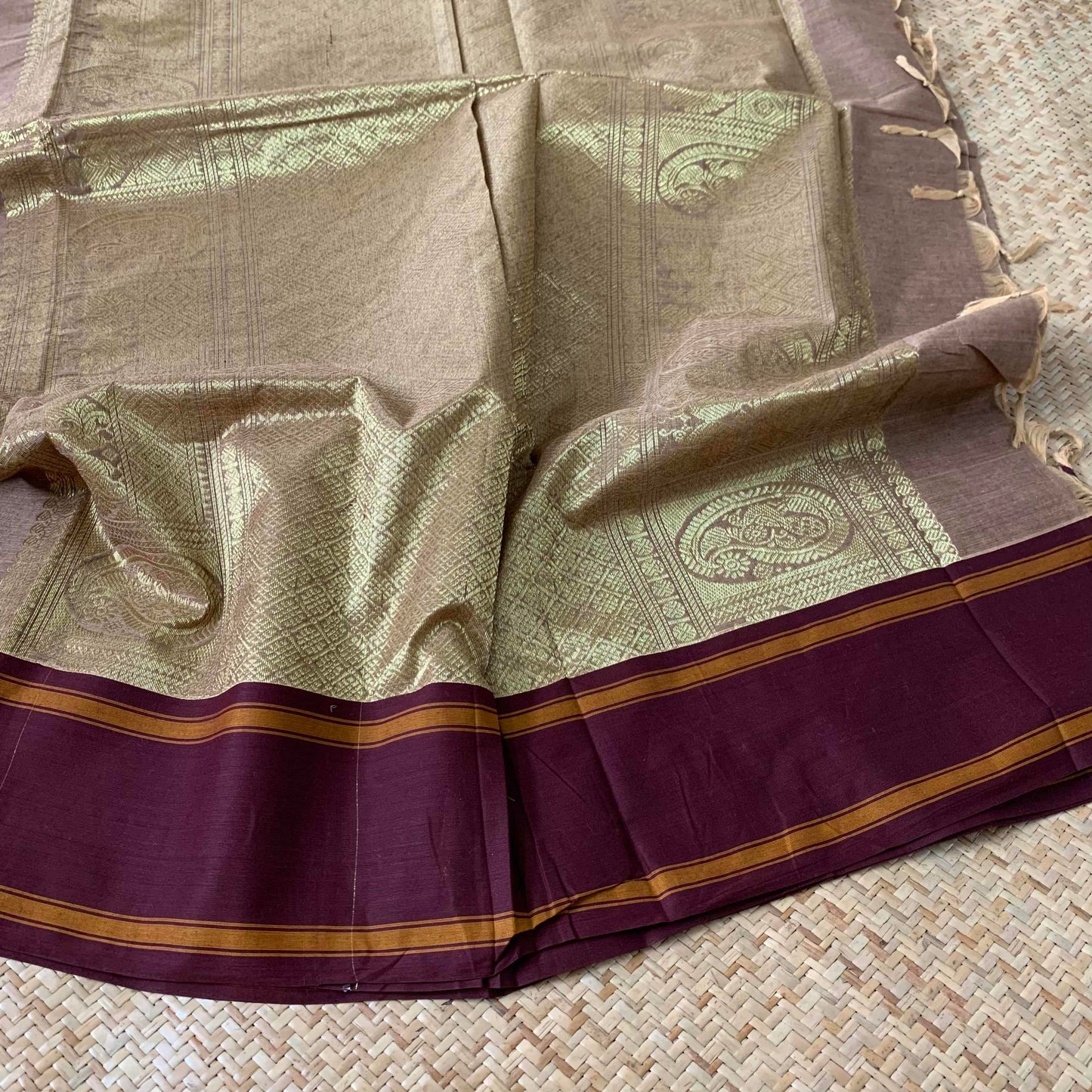 Kanchipuram Cotton Saree, Chocolate Brown Double Tone Saree with Brown Border, Grand Pallu and Yazhi Chakkaram Butta