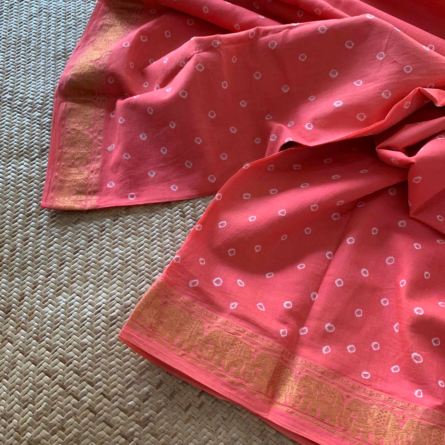 Coral , Hand knotted Sungudi , Kaikattu Cotton Sungadi