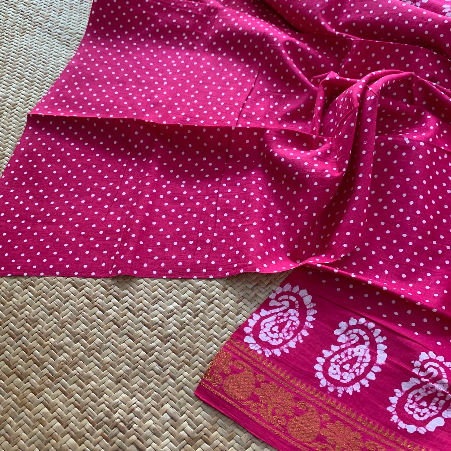 Pink Hand Crafted wax print Sungudi Mul Mul Cotton Saree