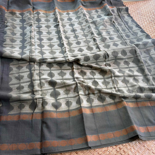 Kite , Hand Crafted Nui Shibori Sungudi Cotton Saree