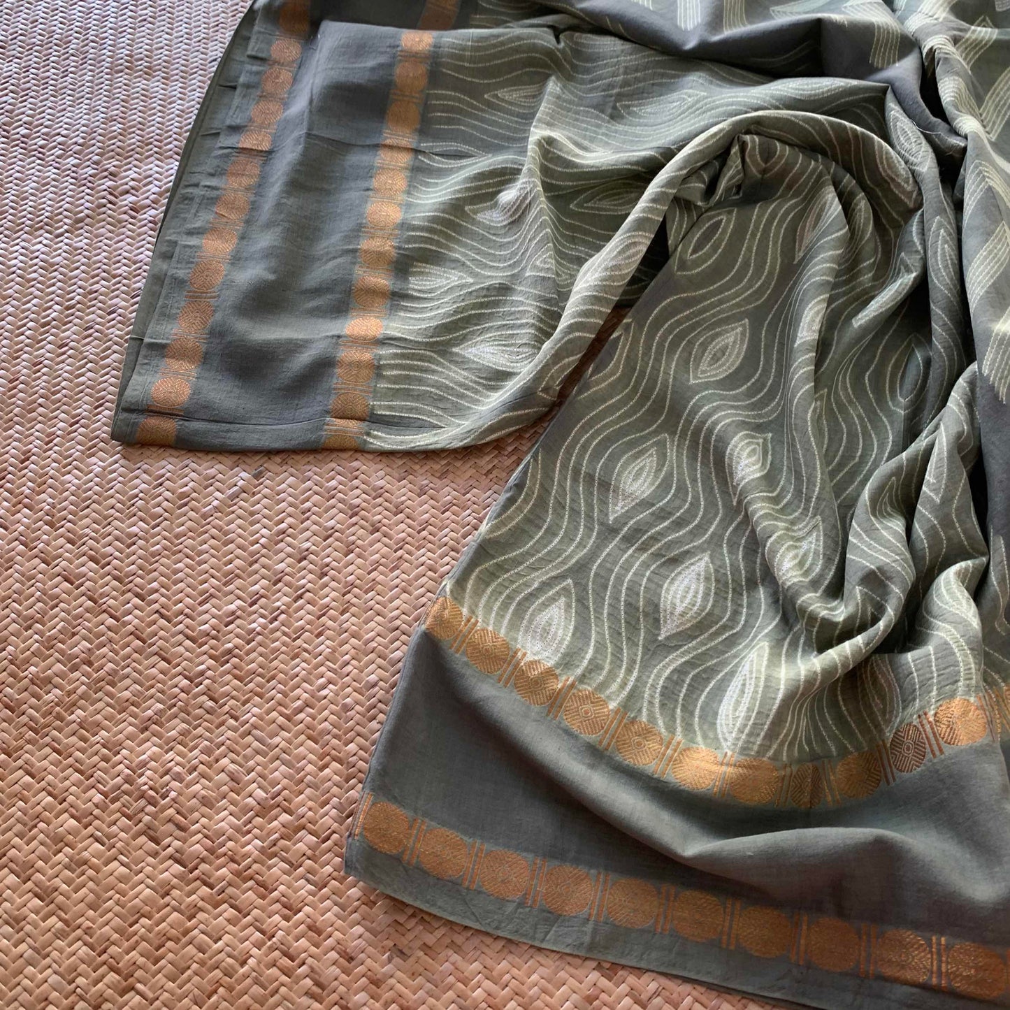 Wood Grain - Sage Green, Hand Crafted Shibori Sungudi Cotton Saree