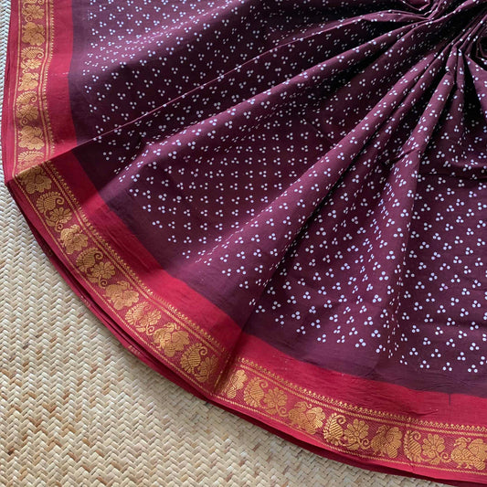 Brown With Red Wax Print, Half Fine Zari Premium Sungudi Cotton Sarees