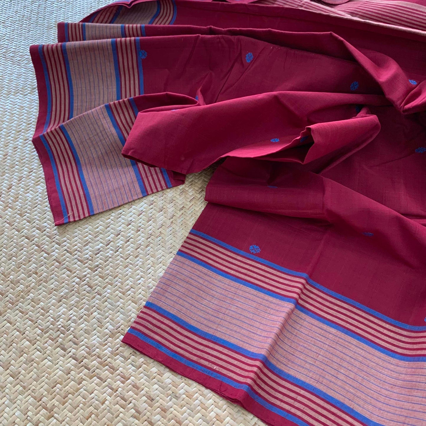 Arupukottai Handwoven Saree, Maroon