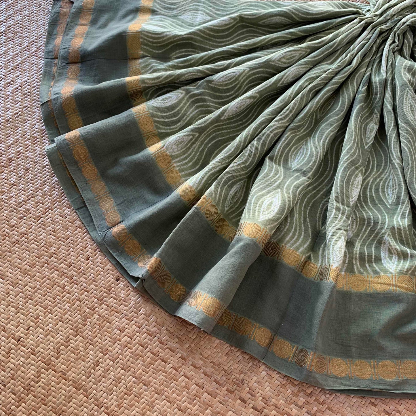 Wood Grain - Sage Green, Hand Crafted Shibori Sungudi Cotton Saree