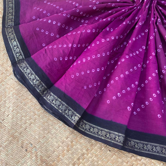 Purple Saree With Black Border , Hand knotted Sungudi On a Hand woven Cotton saree, Kaikattu Sungadi