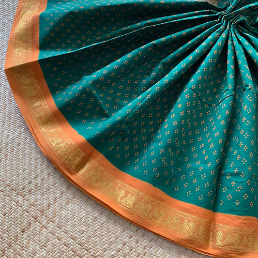 Green With Mustard Wax Print, Half Fine Zari Premium Sungudi Cotton Sarees