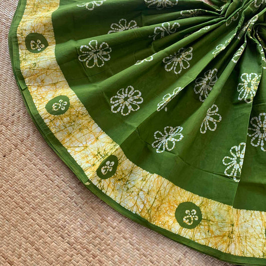 Green Wax Print Sungudi Saree