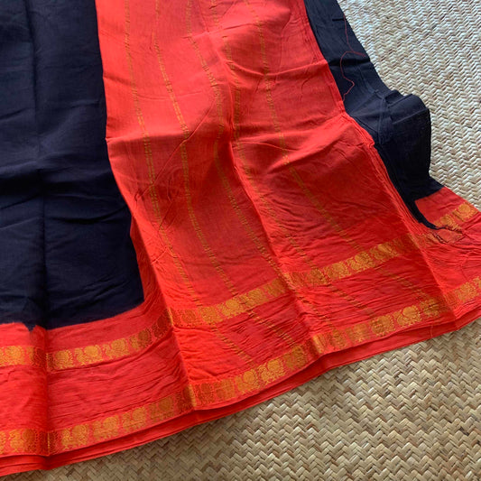 Black Saree With Red Border , Clamp dyed (Kattu sayam).