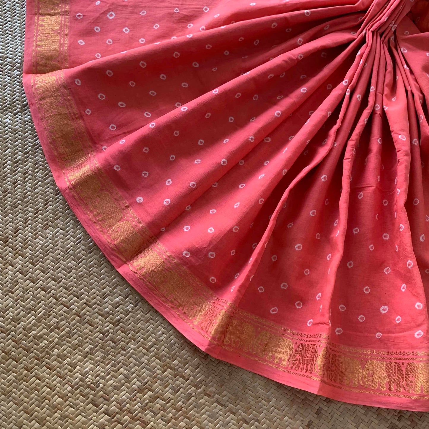 Coral , Hand knotted Sungudi , Kaikattu Cotton Sungadi