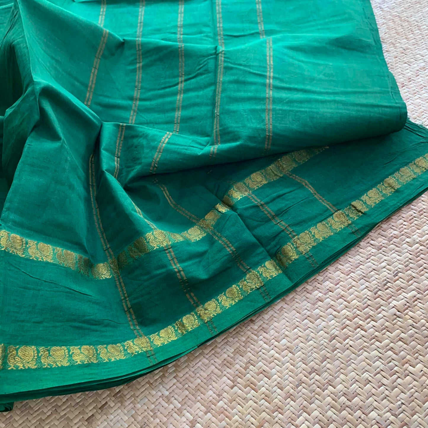 Green Saree , Zari Annam Rettai Pettu Border , Clamp dyed (Kattu sayam).