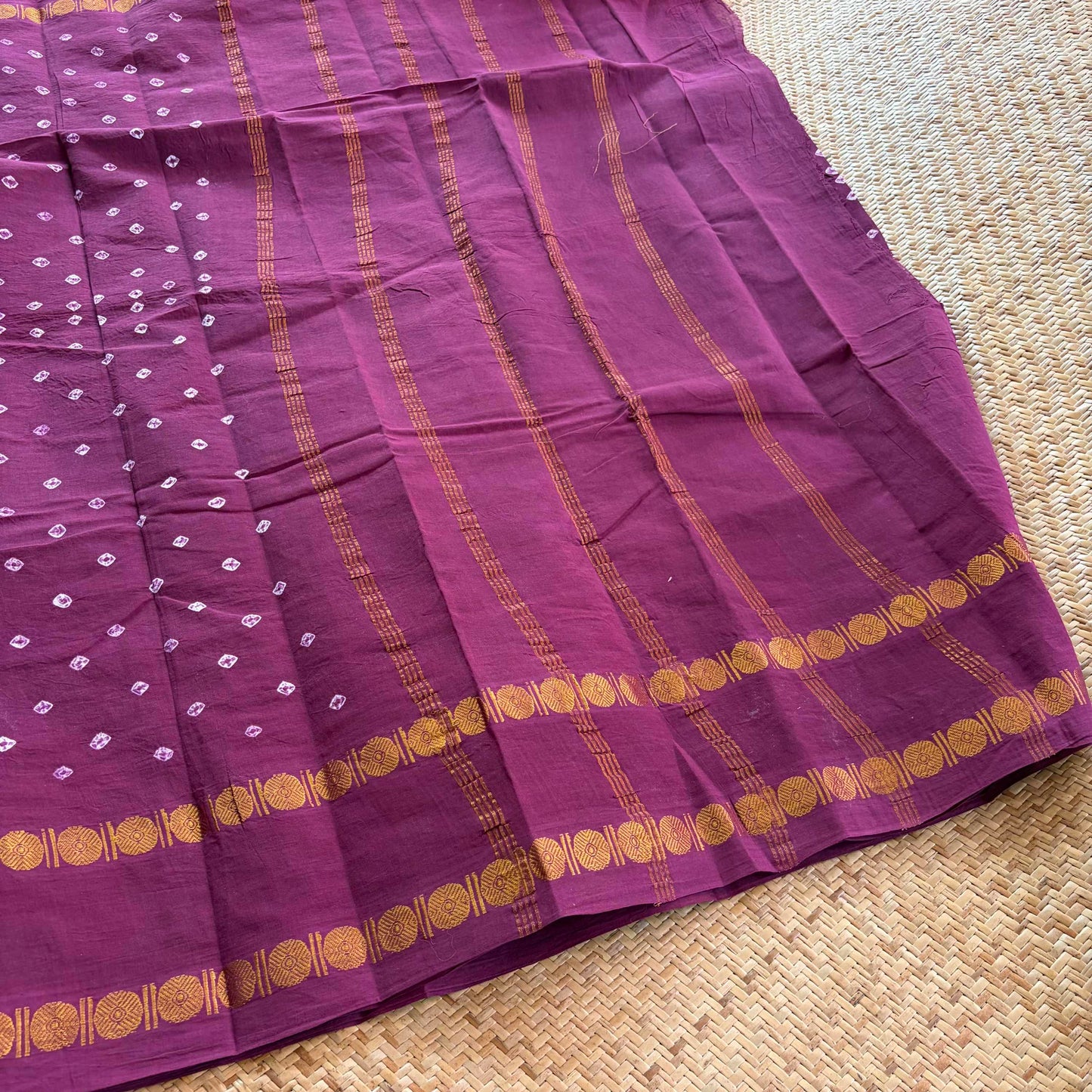 Dusty Purple Saree, Hand knotted Sungudi On a Rudraksham Border Cotton saree, Kaikattu Sungadi