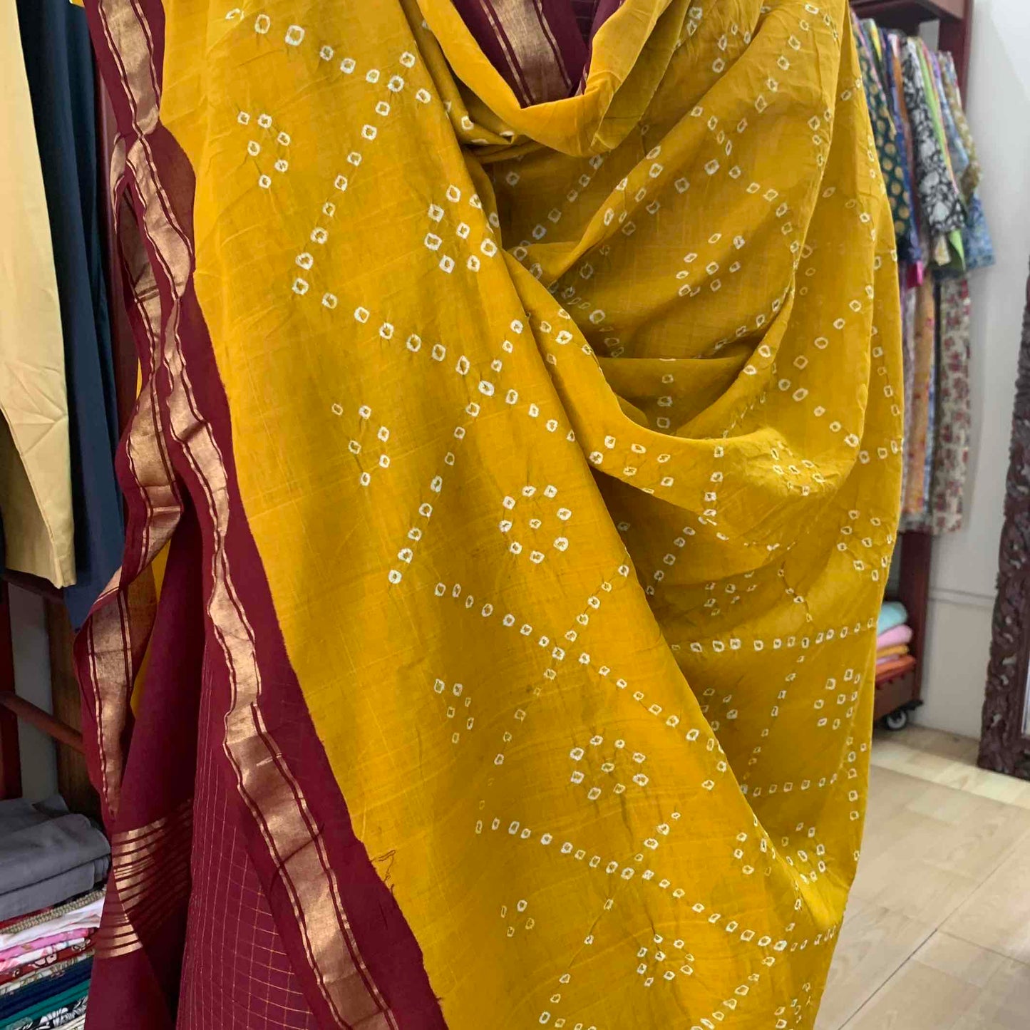 Mustard Dupatta And Top Fabric, Hand woven, Hand knotted Sungudi Cotton Kaikattu Sungadi