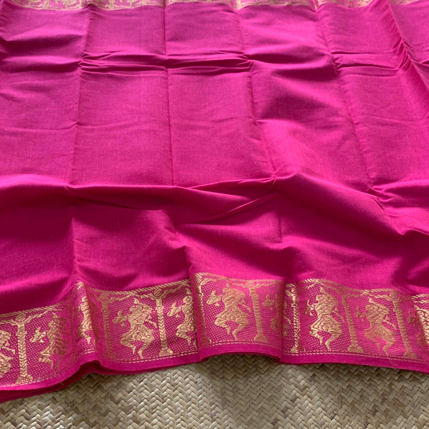 Pink, Dance practice saree