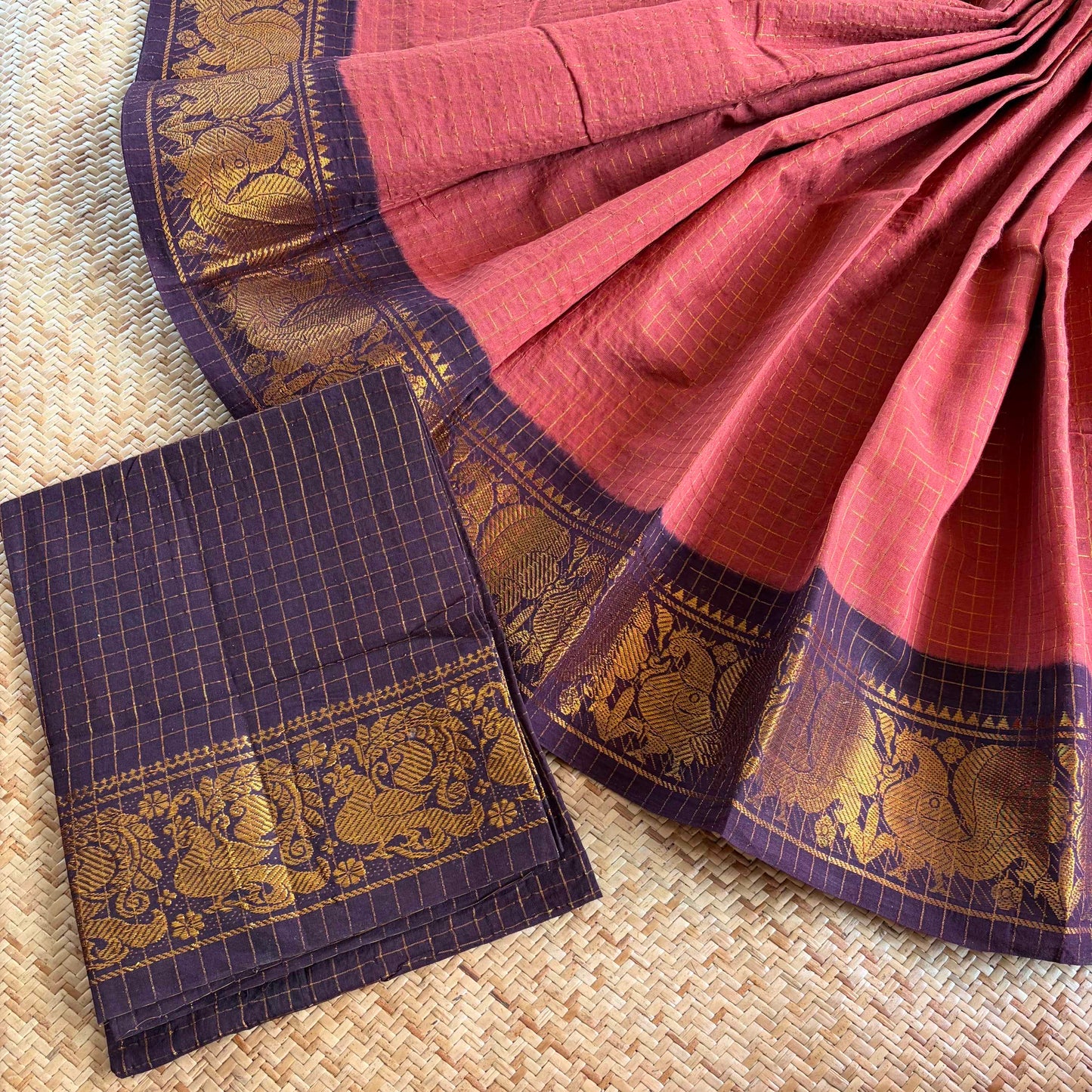 Rust, Zari Kattam Sungudi