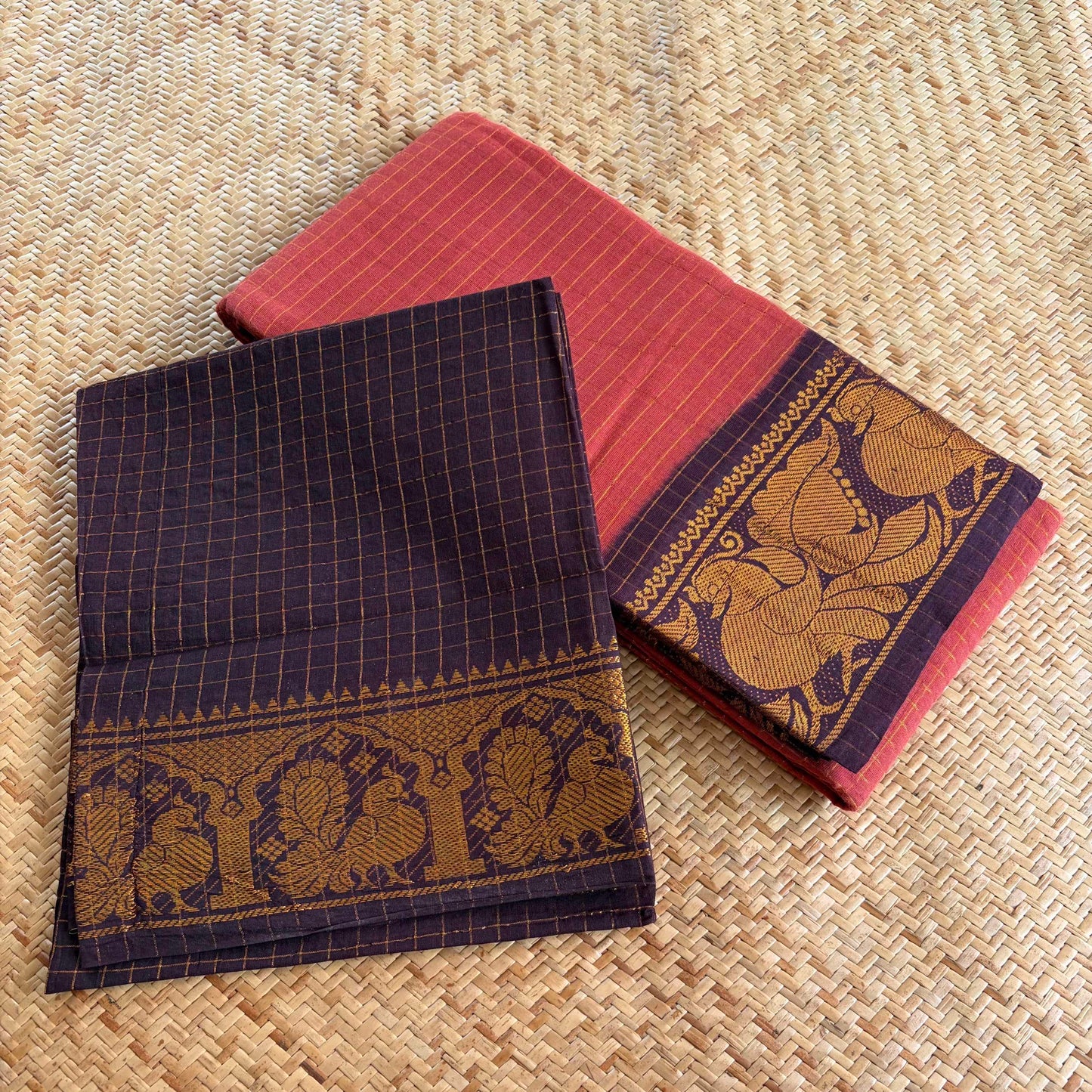 Rust, Zari Kattam Sungudi