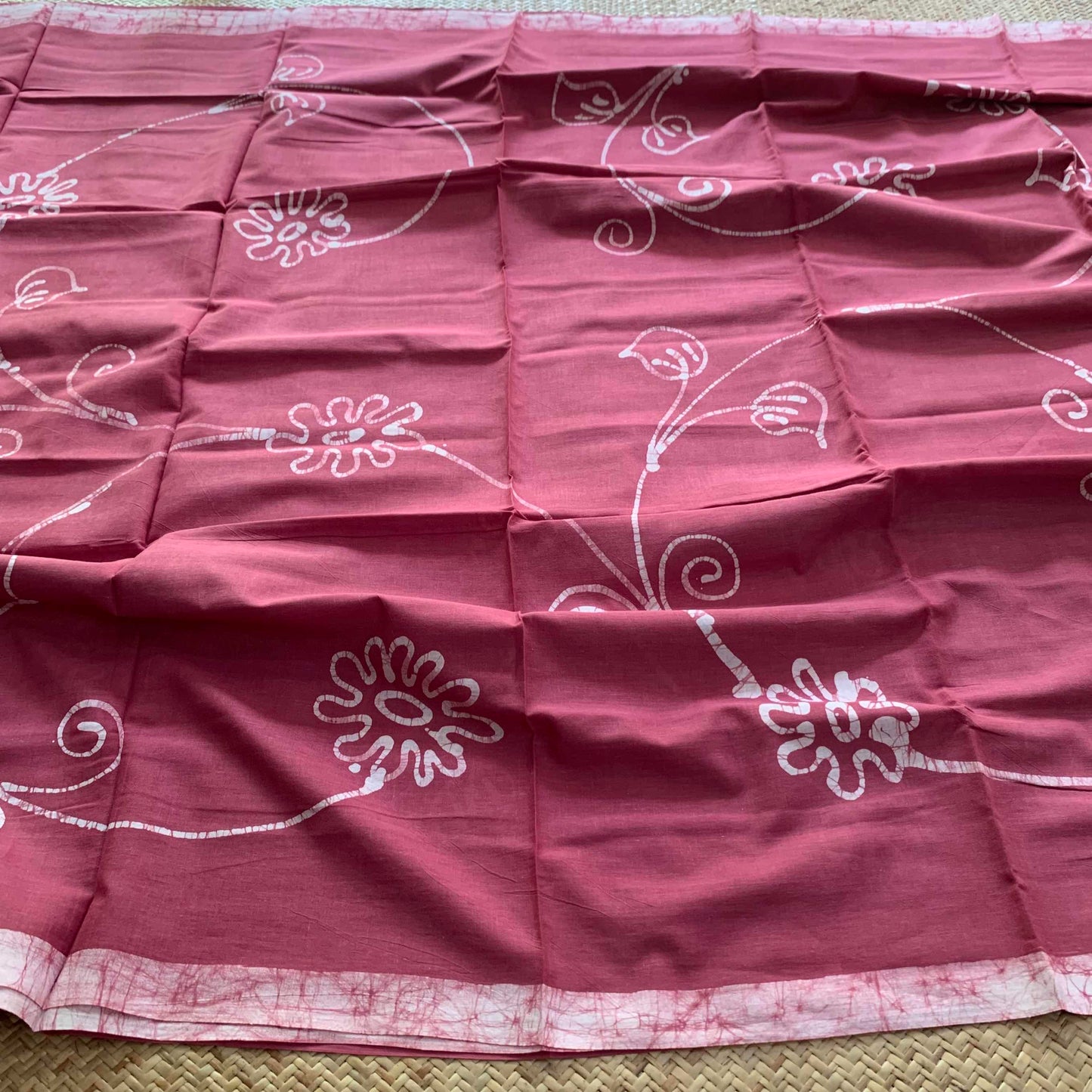 Mauve Hand Crafted wax print Sungudi Mul Mul Cotton Saree