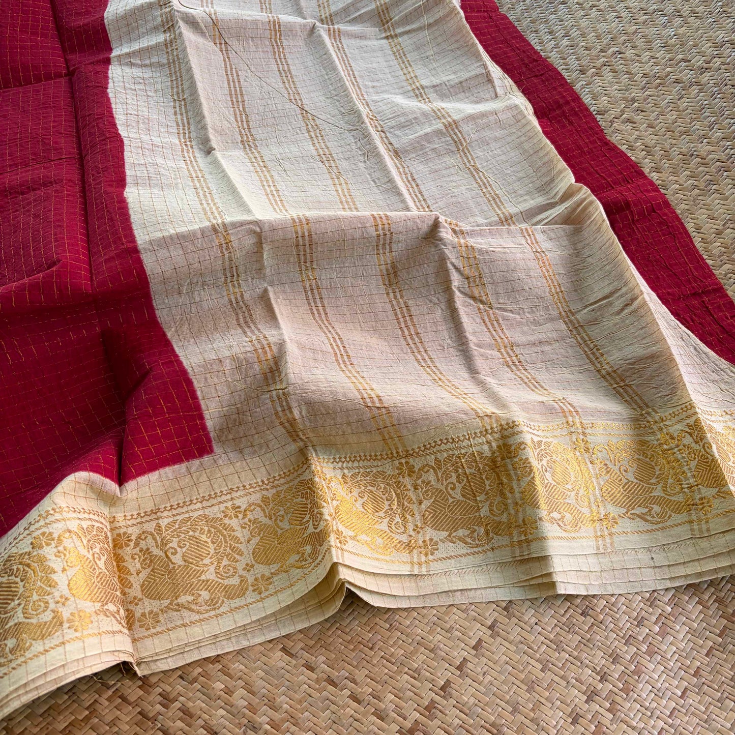 Maroon, Zari Kattam Sungudi