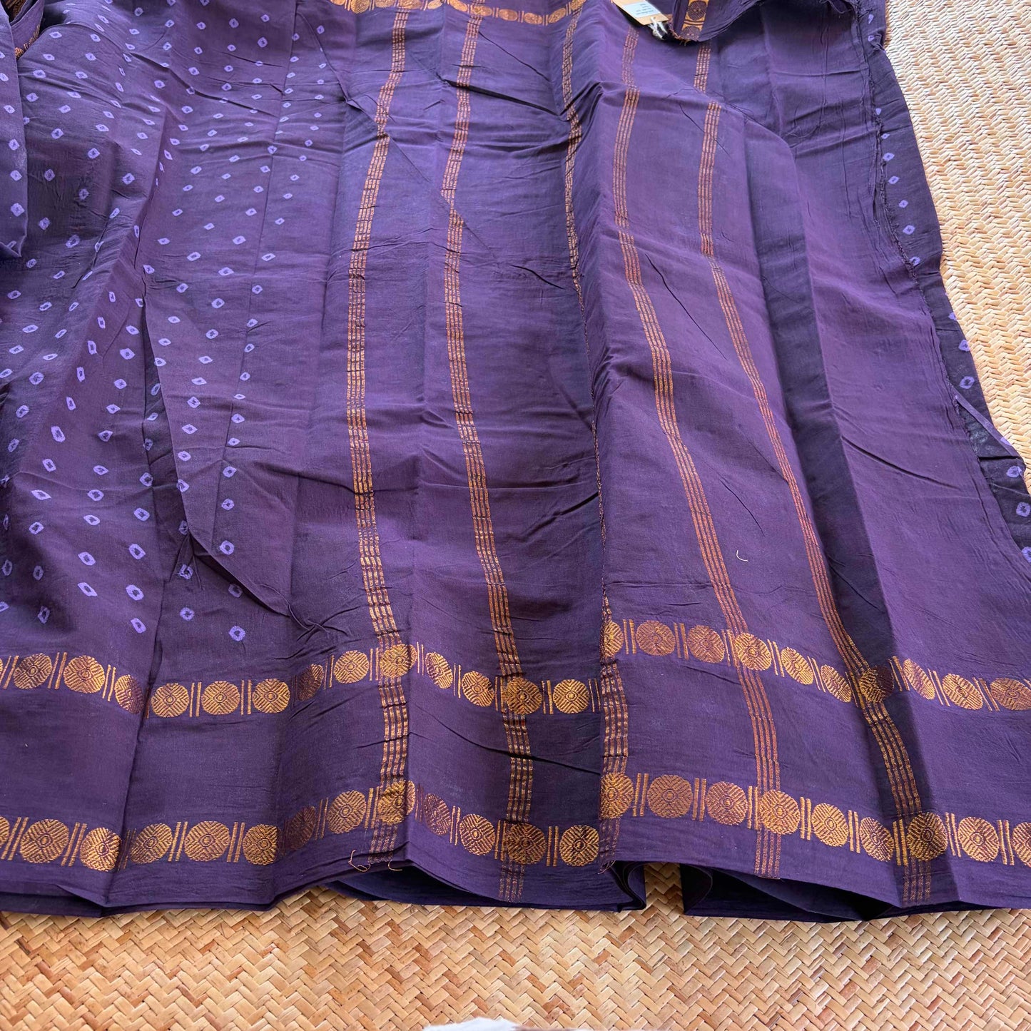 Voilet Saree, Hand knotted Sungudi On a Rudraksham Border Cotton saree, Kaikattu Sungadi