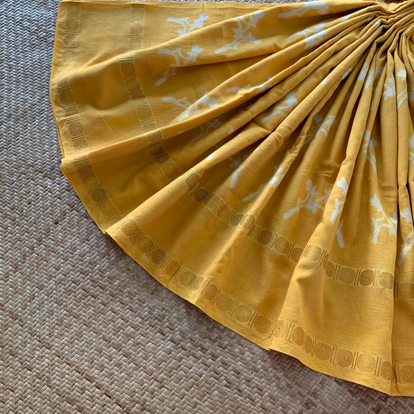 Wrestling Deer - Yellow, Hand Crafted Shibori Sungudi Cotton Saree