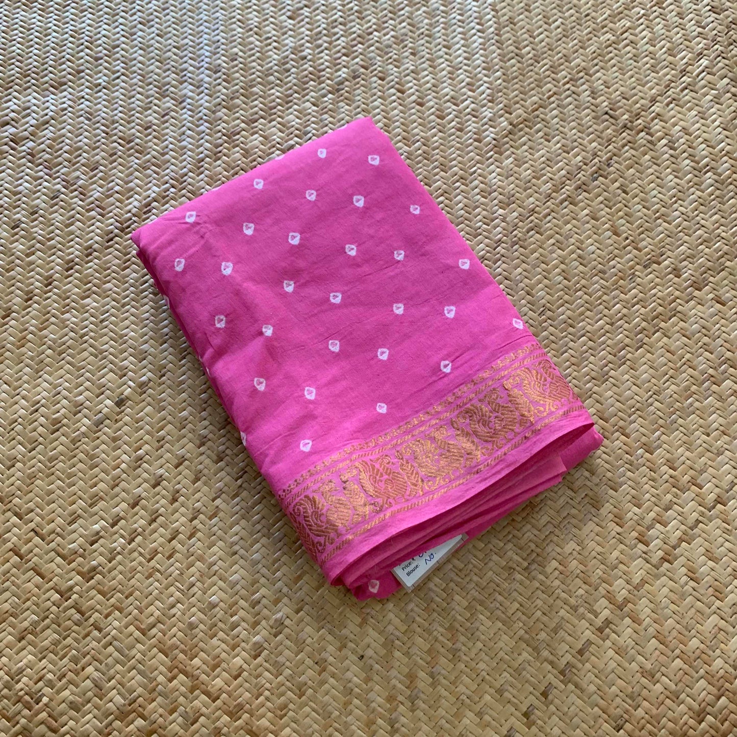 Rose milk, Hand knotted Sungudi , Kaikattu Cotton Sungadi