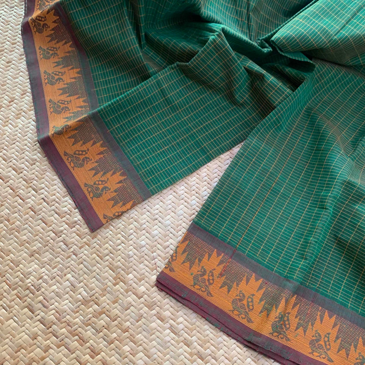 Green, Hand Woven Cotton Saree