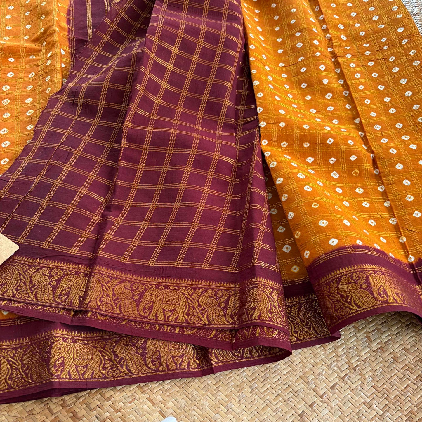 Mustard Saree With Brown Border, Hand knotted Sungudi On Cotton saree, Kaikattu Sungudi