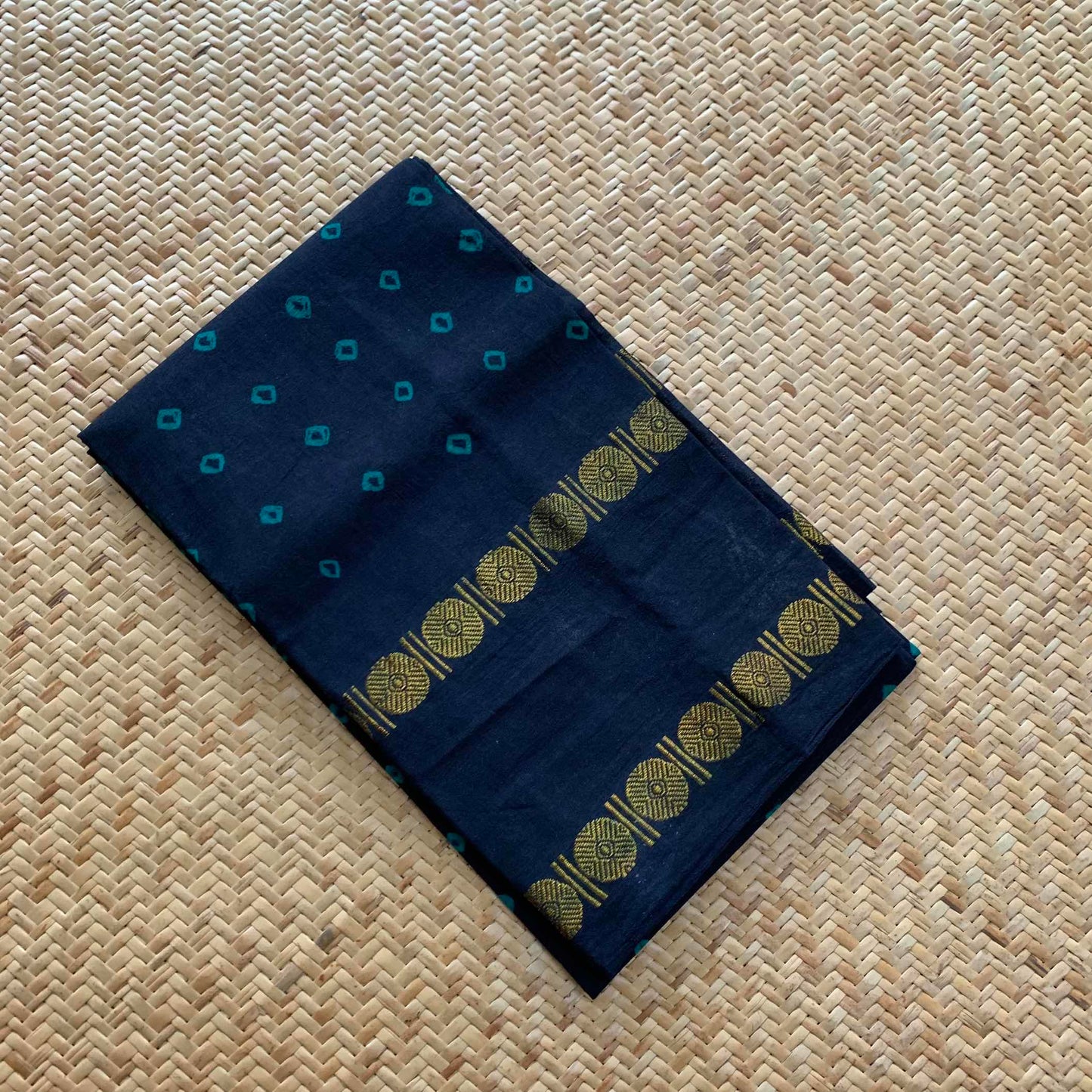 Navy Blue, Hand Knotted kaikattu Sungudi, blouse fabric