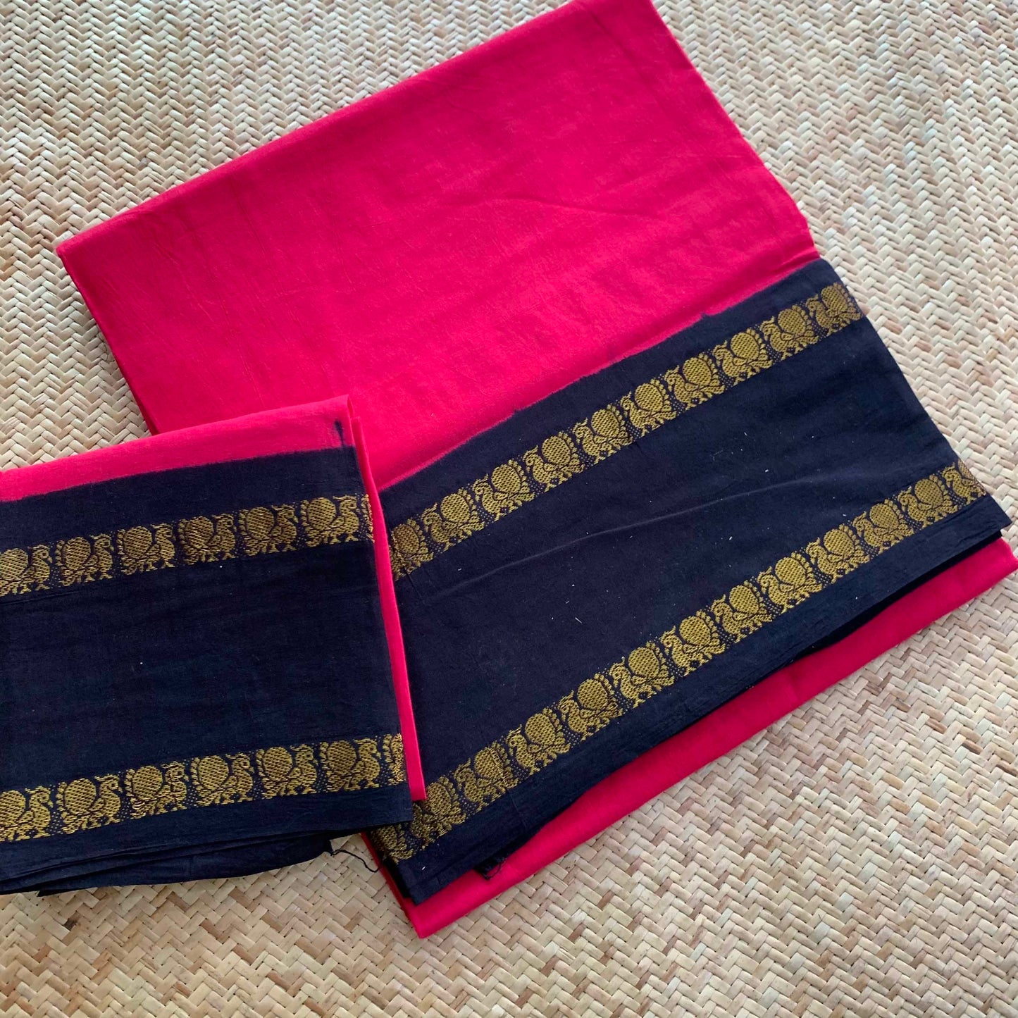 Pink Saree With Blouse Piece, Zari Annam Rettai Pettu Border , Clamp dyed (Kattu sayam).