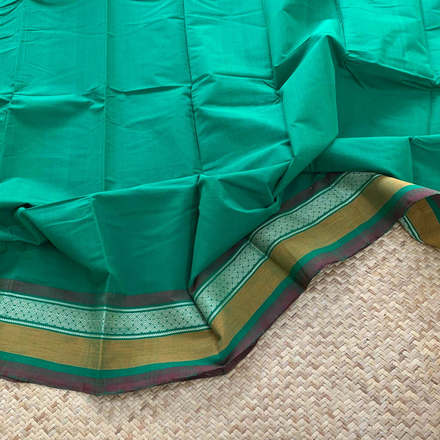 Arupukottai Handwoven Saree, Green