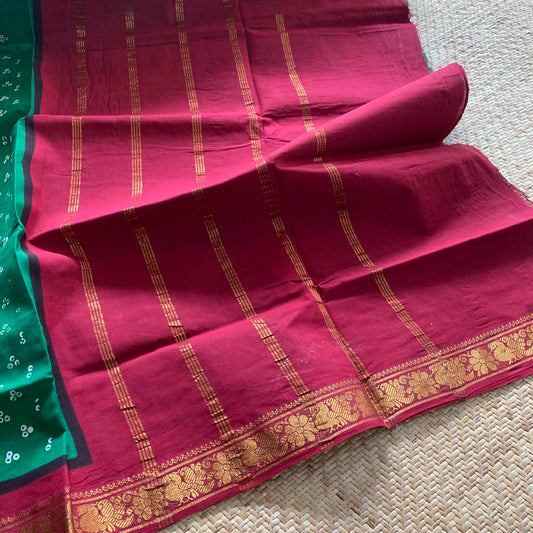 Green With Red Wax Print, Half Fine Zari Premium Sungudi Cotton Sarees